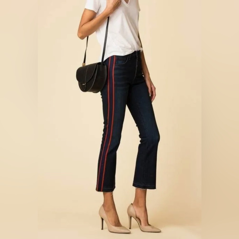 Veronica Beard Caroline Baby Bootcut Jeans w/ Red Stripe down the sides Sz 27